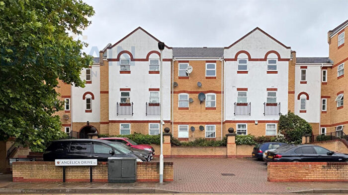 2 Bedroom Flat For Sale In Aaron Hill Road, London, E6