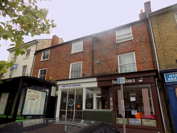 2 Bedroom Flat To Rent In High Street, Leighton Buzzard, LU7