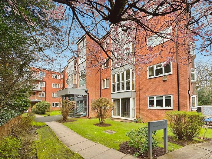 1 Bedroom Flat For Sale In Mersey Road, West Didsbury, Manchester, M20