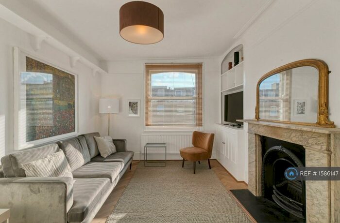 2 Bedroom Flat To Rent In Alexandra Grove, London, N4