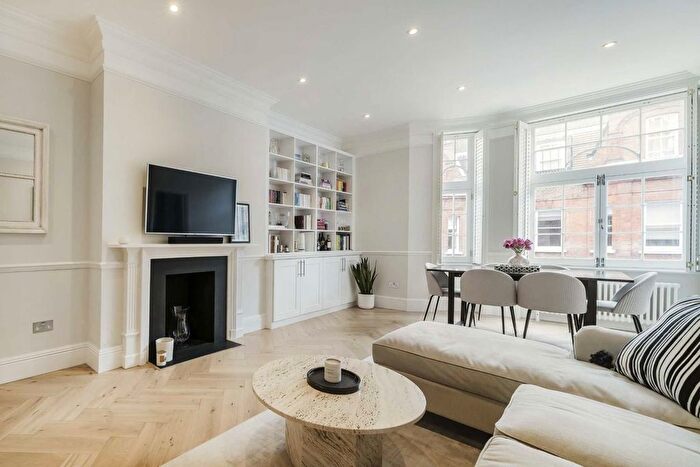 1 Bedroom Flat For Sale In Draycott Place, Chelsea, SW3