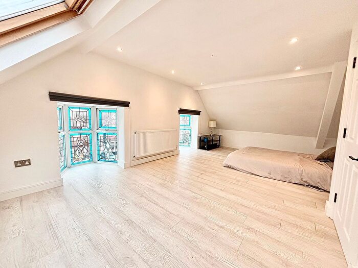 1 Bedroom Flat To Rent In Seagry Road, London, E11