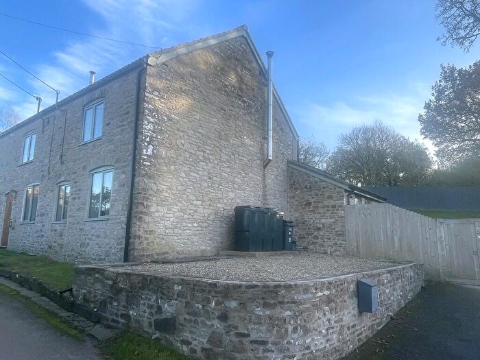 2 Bedroom Cottage To Rent In East End, BA3