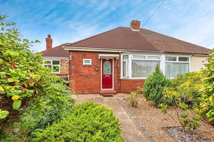 3 Bedroom Semi-Detached Bungalow For Sale In Fairhome Close, Gosport, PO12