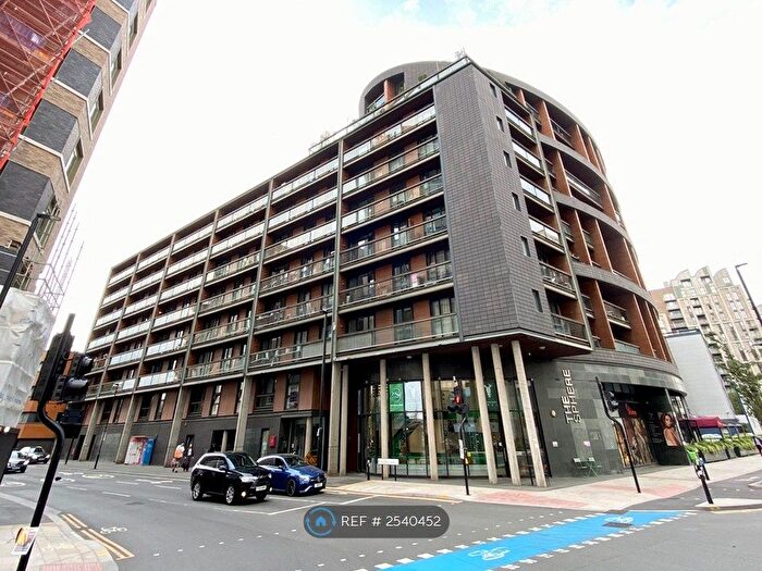 2 Bedroom Flat To Rent In The Sphere, London, E16