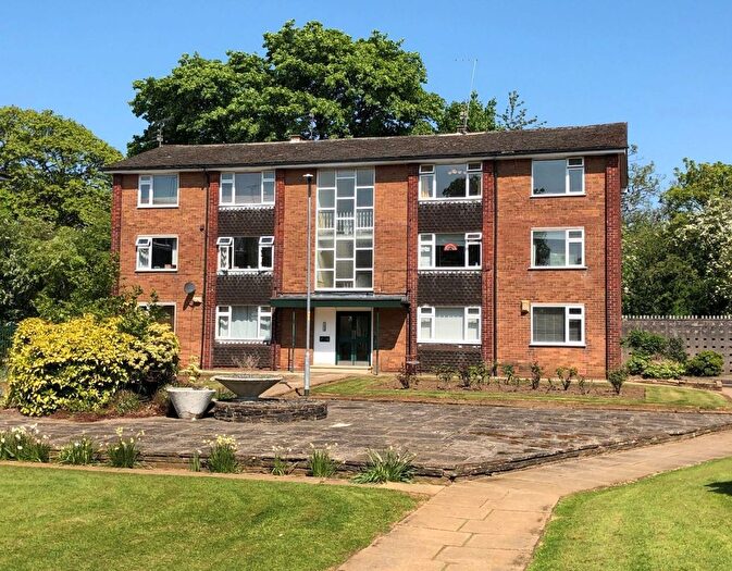 2 Bedroom Flat For Sale In Barlow Moor Court, West Didsbury, M20