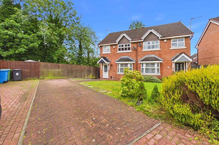 3 Bedroom Semi-Detached House For Sale In Mossdale Close, Great Sankey, WA5