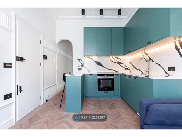 2 Bedroom Flat To Rent In Winchester Street, London, SW1V