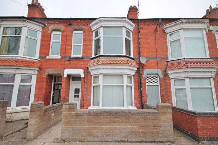 5 Bedroom Terraced House For Sale In Winchester Avenue, West End, Leicester, LE3