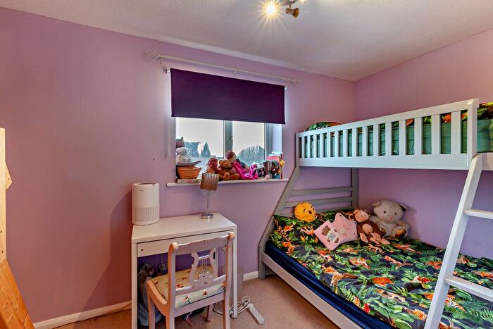 2 Bedroom Terraced House For Sale In Burgess Field, Chelmsford, CM2