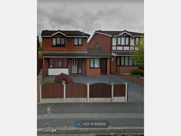 4 Bedroom Detached House To Rent In Bell Street, Wednesbury, WS10