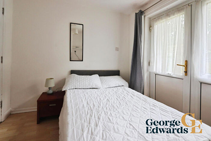 1 Bedroom Apartment To Rent In Fernhill Road Haverfordwest, SA61