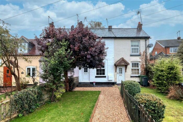 2 Bedroom Terraced House To Rent In Birmingham Road, Bromsgrove, Worcestershire, B61