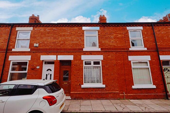 2 Bedroom Terraced House For Sale In William Street, Chester, CH2