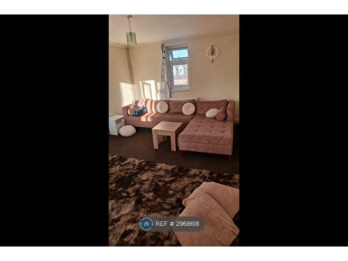 1 Bedroom Flat To Rent In Rutland Street, Loughborough, LE11
