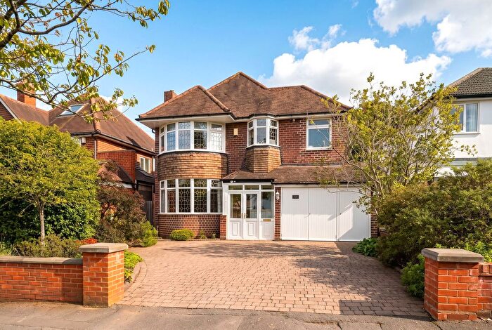 4 Bedroom Detached House For Sale In Ulverley Green Road, Solihull, B92