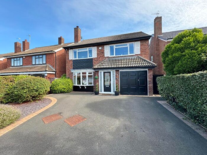 4 Bedroom Detached House For Sale In Monastery Drive, Solihull, B91