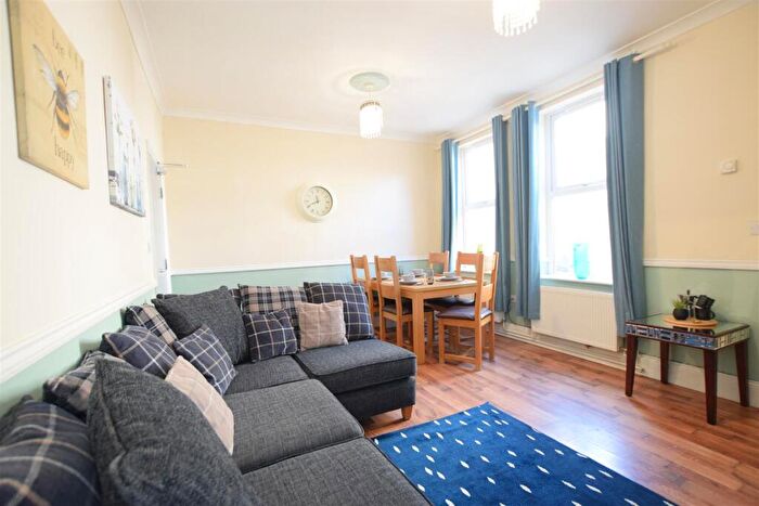 5 Bedroom End Of Terrace House To Rent In St. Nicholas Street - Student House - /, LN1