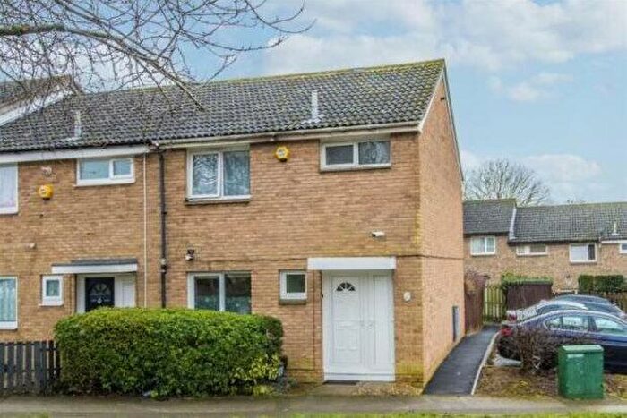 3 Bedroom Property To Rent In Maidencastle, Northampton, NN3