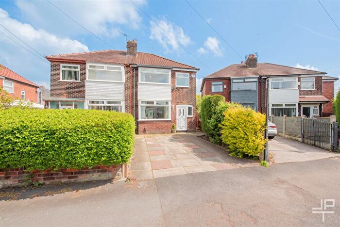 3 Bedroom Semi-Detached House To Rent In St. Georges Gardens, Denton, Manchester, M34
