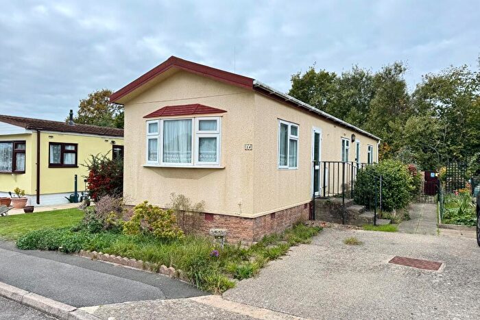 1 Bedroom Mobile Home For Sale In Hamble Park, Fleet End Road, Warsash, SO31