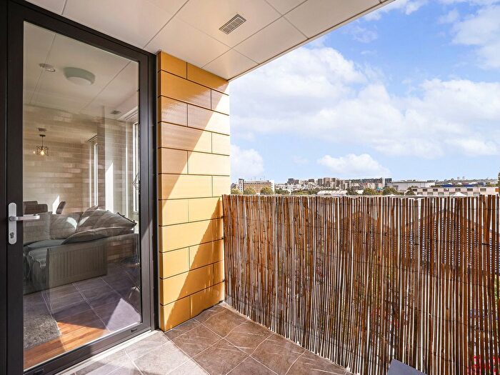 1 Bedroom Flat To Rent In Elliot Lodge, Cyrus Field Street, SE10