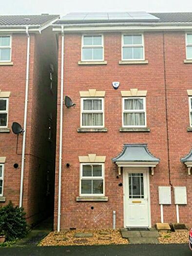 4 Bedroom Semi-Detached House To Rent In Heritage Way, Hamilton, Leicester, LE5