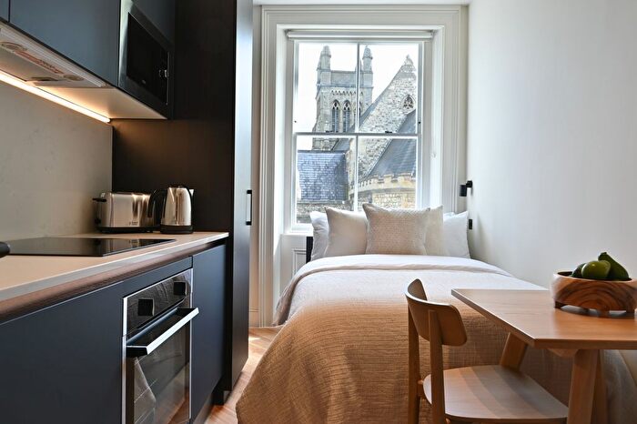 Studio To Rent In St. Stephens Crescent, London, W2