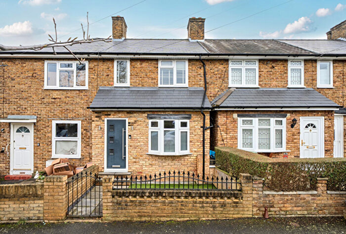 2 Bedroom Terraced House For Sale In Shrewsbury Road, Carshalton, SM5