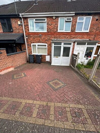 3 Bedroom Terraced House To Rent In Pool Farm Road, Birmingham, B27