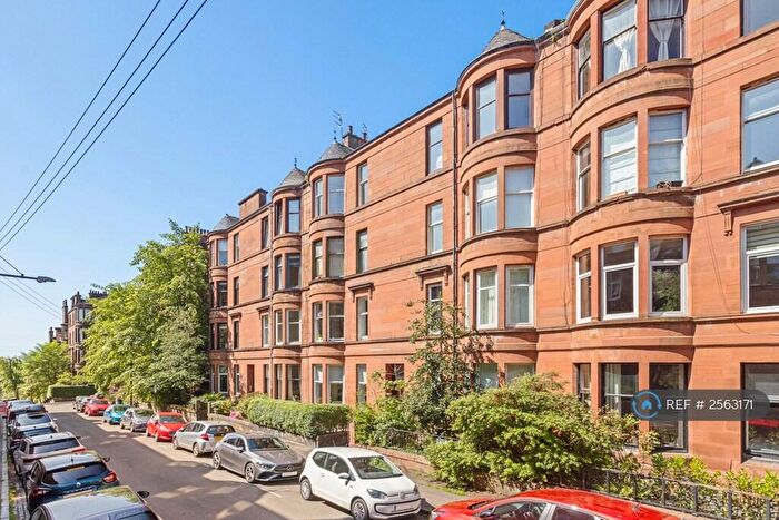 2 Bedroom Flat To Rent In Melrose Gardens, Glasgow, G20