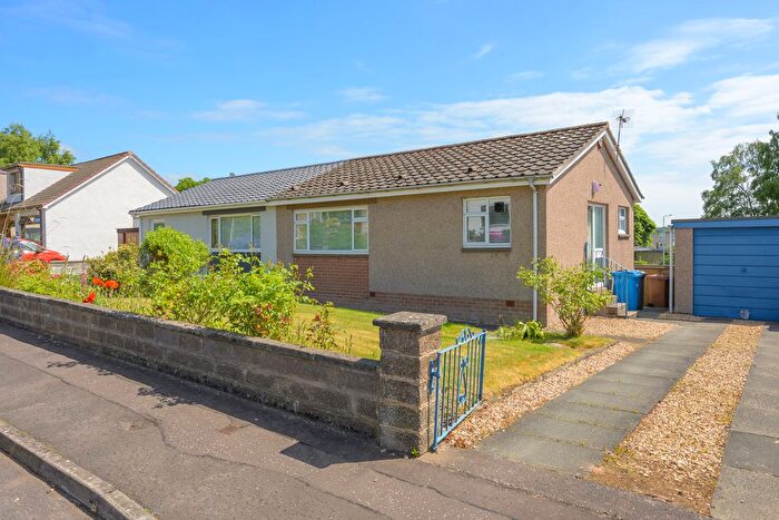 2 Bedroom Semi-Detached Bungalow For Sale In Touch Wards, Dunfermline, KY12