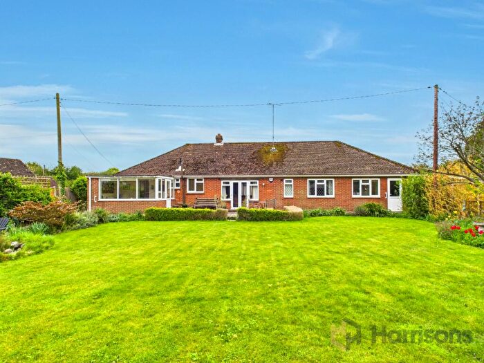 3 Bedroom Detached Bungalow For Sale In Cellar Hill, Lynsted, Sittingbourne, Kent, ME9