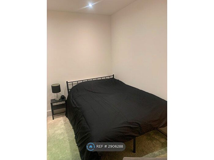 3 Bedroom Terraced House To Rent In Guildford Road, Croydon, CR0