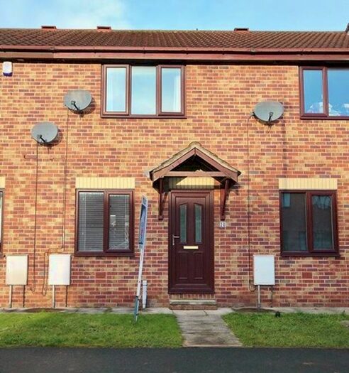 2 Bedroom Terraced House To Rent In Grange Road, Camblesforth, Selby, YO8