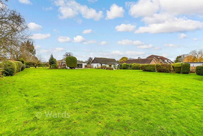 5 Bedroom Detached Bungalow For Sale In Chartway Street, Sutton Valence, Maidstone, Kent, ME17
