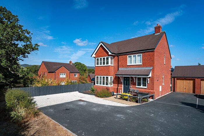 4 Bedroom Detached House For Sale In Kingston Close, Welland, Malvern, Worcestershire, WR13