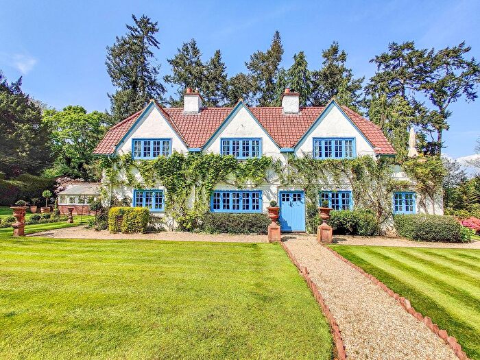 5 Bedroom Detached House For Sale In Tyrells Lane, Burley, Ringwood, BH24