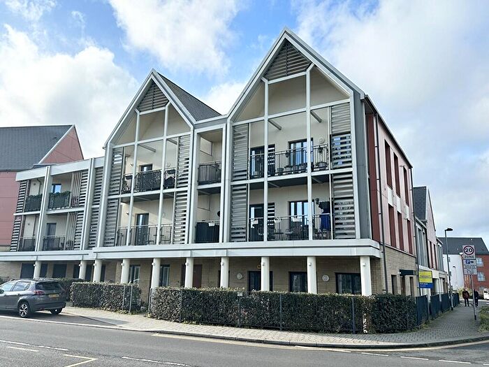 2 Bedroom Maisonette For Sale In Centenary Way, Chelmsford Garden, CM1
