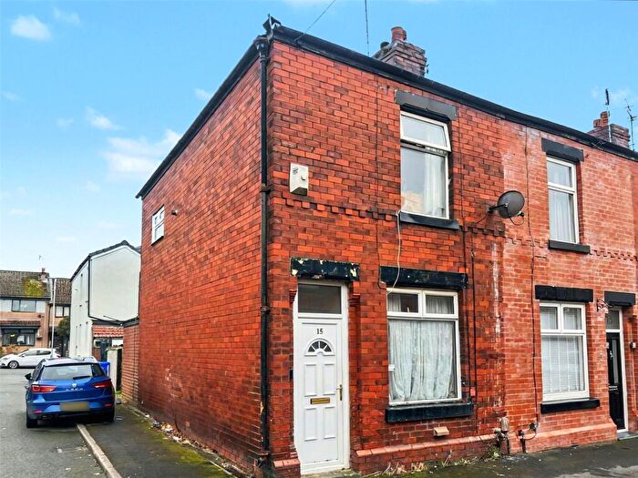 2 Bedroom End Of Terrace House For Sale In Clayton Street, Dukinfield, Greater Manchester, SK16