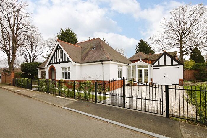 4 Bedroom Barn Conversion For Sale In The Oval, Bessacarr, Doncaster, DN4