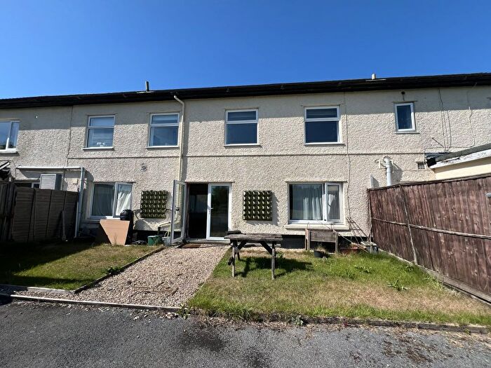 1 Bedroom Flat To Rent In Pontargothi, Nantgaredig, Carmarthen, SA32