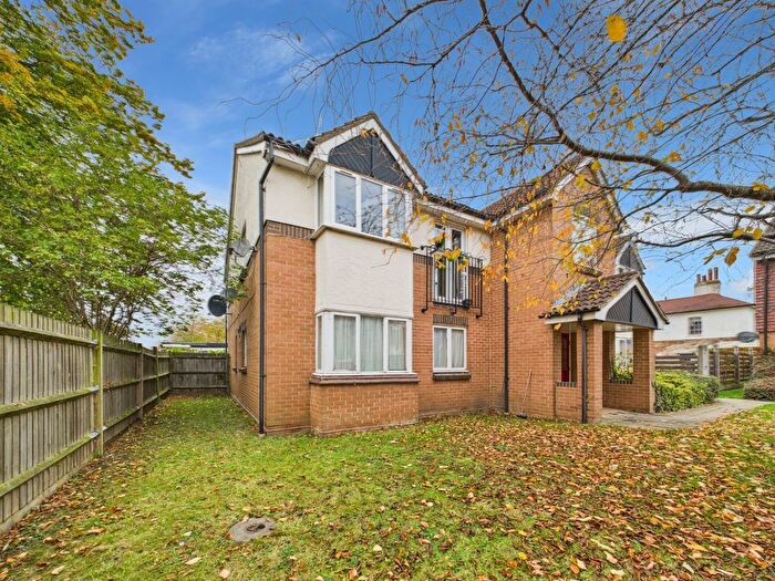 2 Bedroom Flat For Sale In Sparks Close, Dagenham, RM8