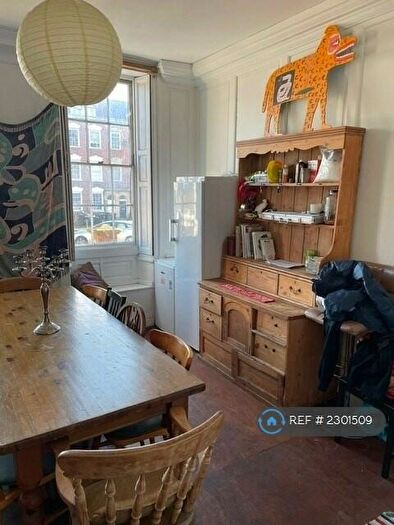 10 Bedroom Semi-Detached House To Rent In Hotwell Road, Bristol, BS8