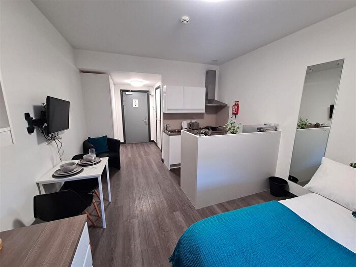 Studio To Rent In St. James Street, Newcastle Upon Tyne, NE1