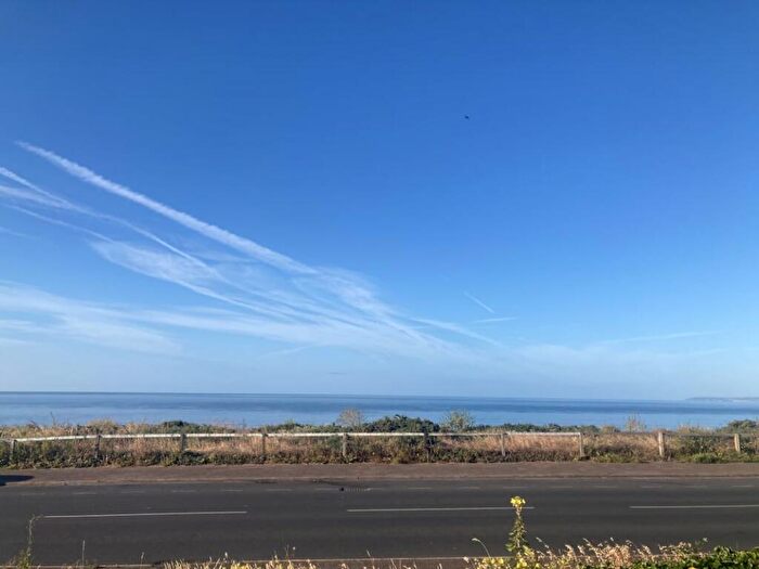 2 Bedroom Flat For Sale In Bournemouth, BH6