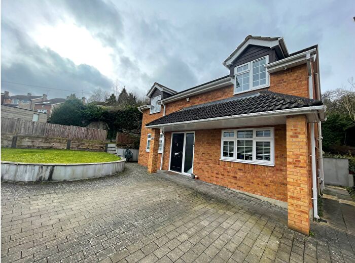 3 Bedroom Detached House To Rent In A Disraeli Crescent, High Wycombe, HP13