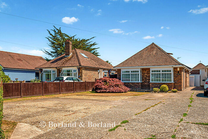 3 Bedroom Detached House For Sale In Stein Road, PO10