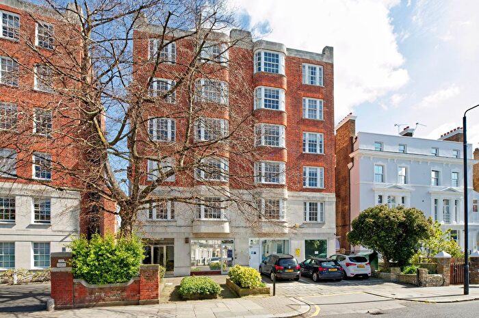 1 Bedroom Flat To Rent In Kensington Park Road, Notting Hill, W11