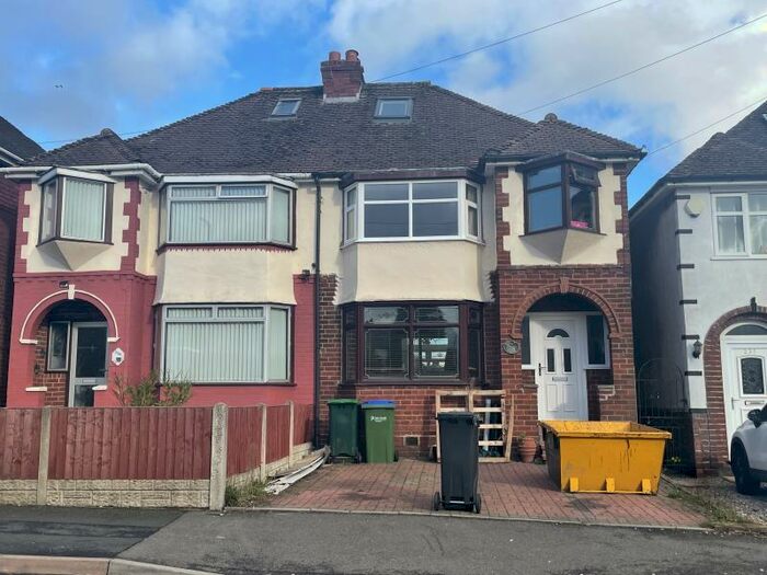 3 Bedroom Semi-Detached House To Rent In Penncricket Lane, Rowley Regis, West Midlands, B65